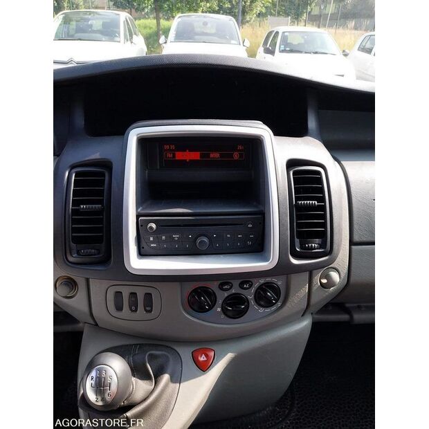 2013 رينو Trafic-40601858