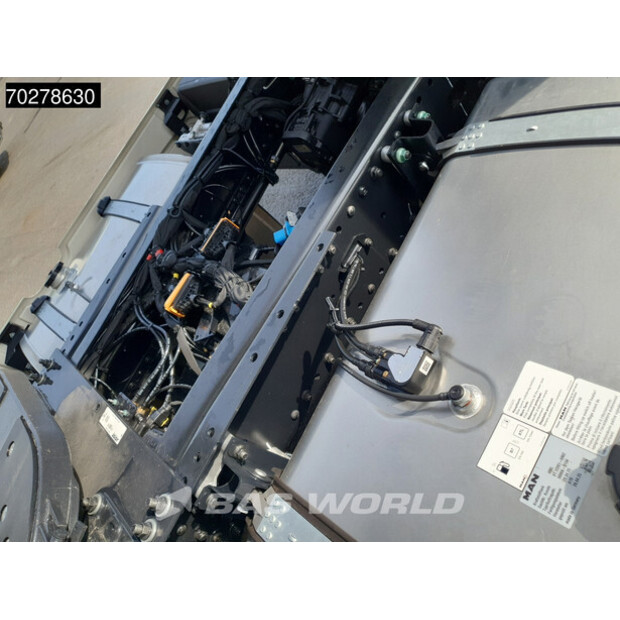 2025 مان TGX 18.520-40602803