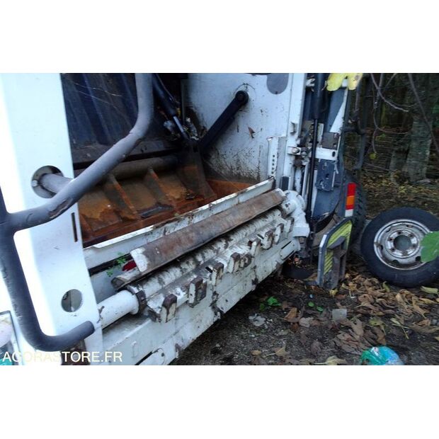 2010 Renault Midlum-40611112