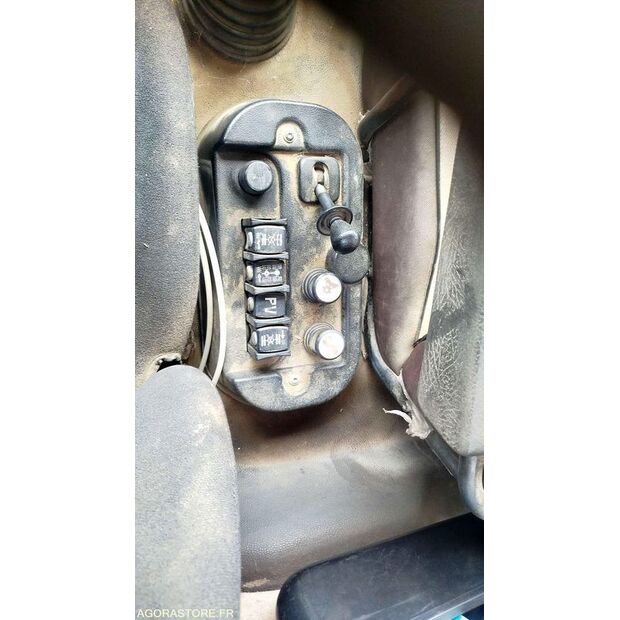 1991 Renault S150-40611288