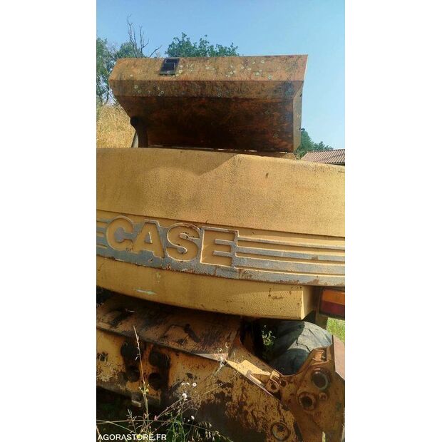 CASE 688-40611799