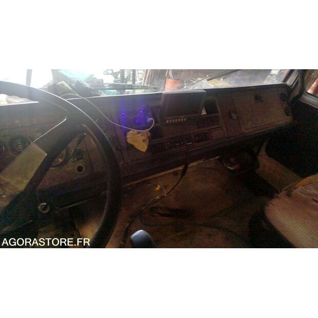 1985 Renault G230-40613277
