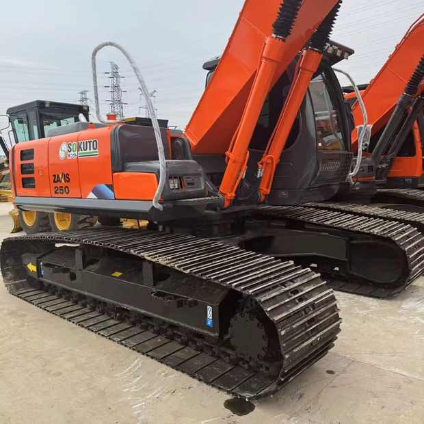 2023 Hitachi ZX250-40614275