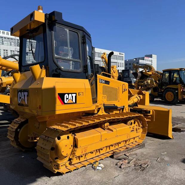 2021 Caterpillar D5K-40615670