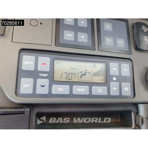 2015 دووسان DX225LC-3-40617846