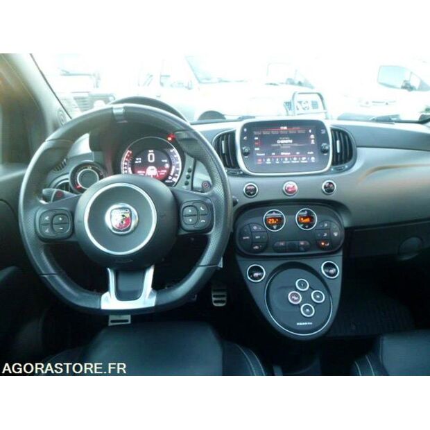 2020 Fiat 500-40621513