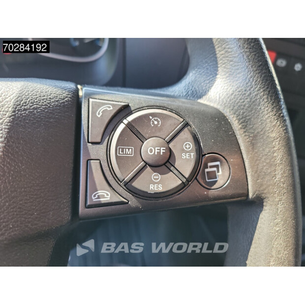2017 Mercedes-Benz Atego 1230L-40622186
