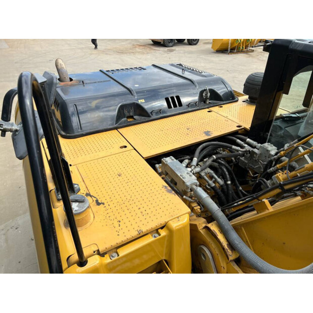 2010 Caterpillar 329DLN-40624538