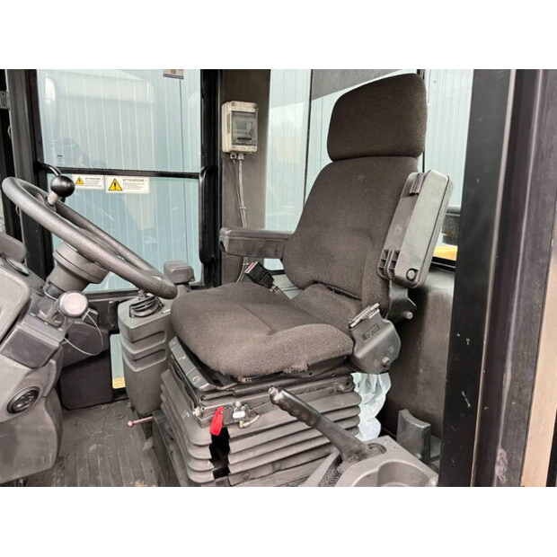 2000 كاتربيلر 938G-40626930