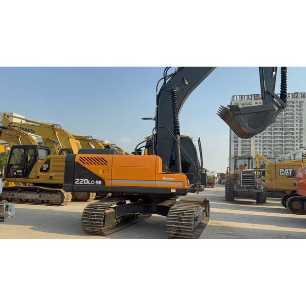 2020 Hyundai R220LC-9S-40629163