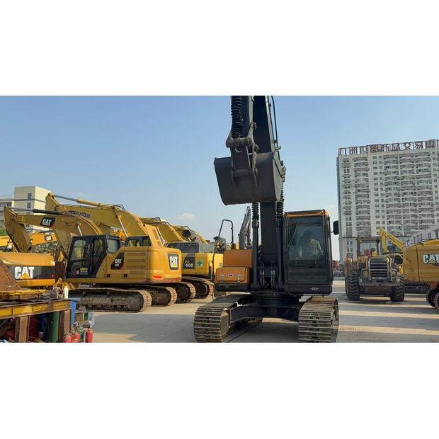 2020 Hyundai R220LC-9S-40629252
