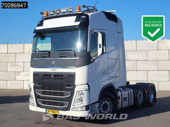 صورة ل رؤوس شاحنات 2013 فولفو FH500