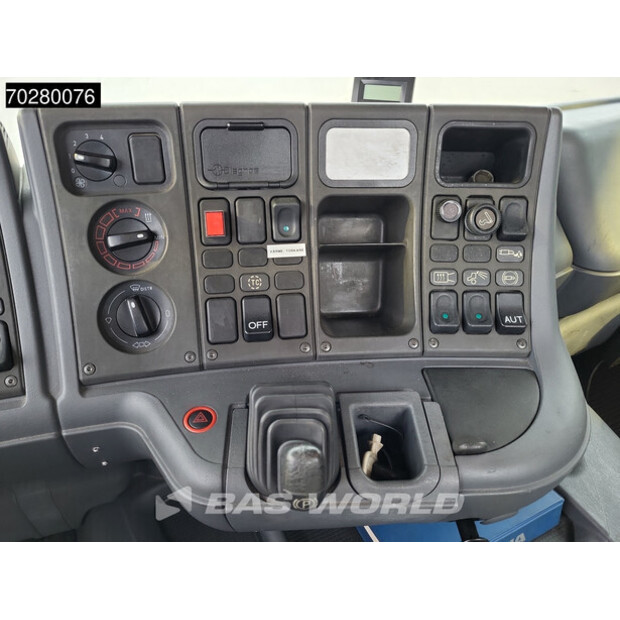 1996 Scania R400-40643175