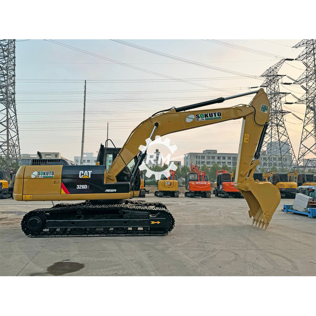 2022 Caterpillar 326D2-40644513