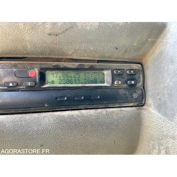رينو PREMIUM-40657466