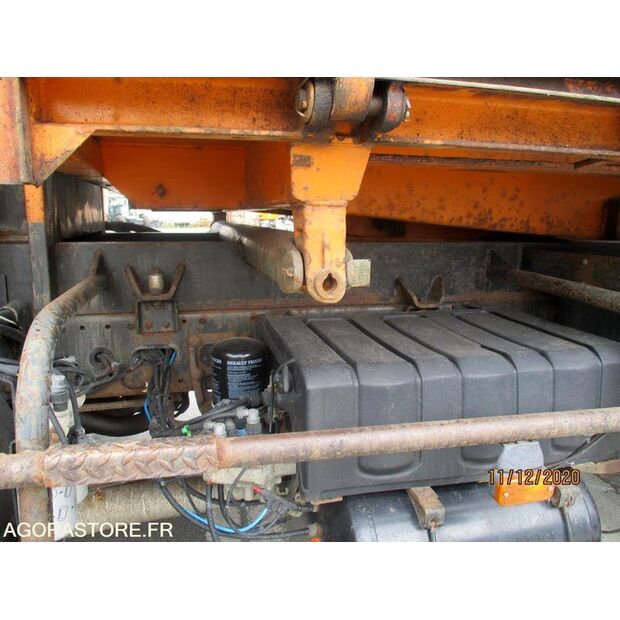 2001 Renault Midlum-40657715