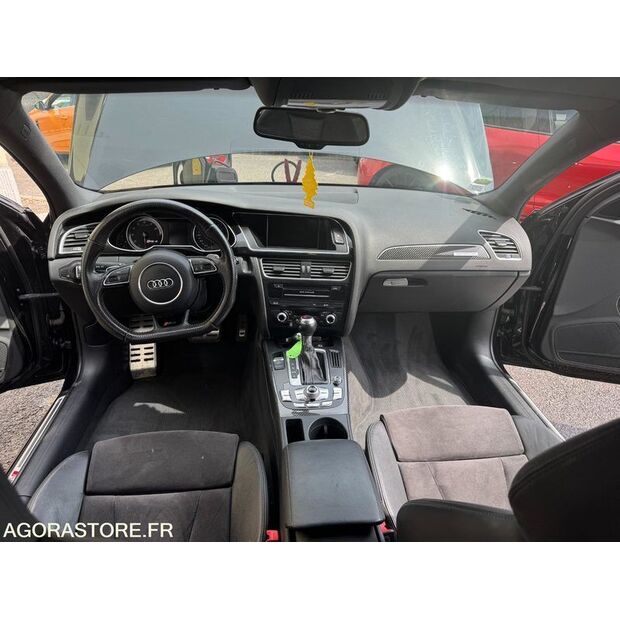 2013 Audi RS4-40658002