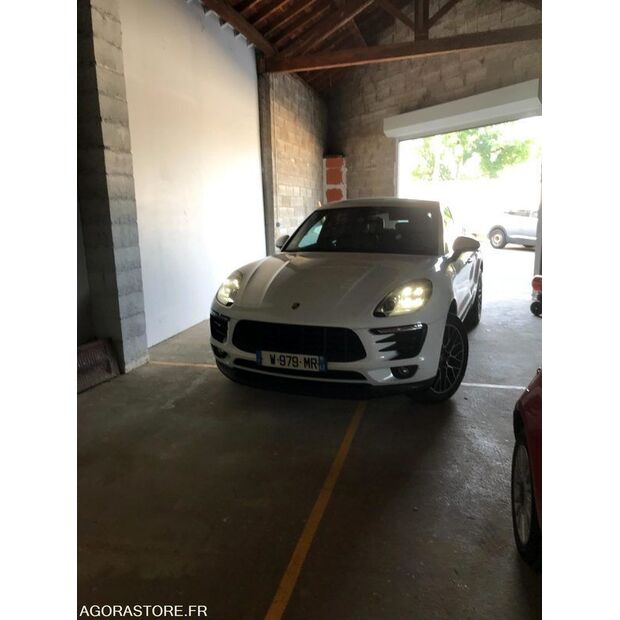 2015 PORSCHE MACAN-40658030