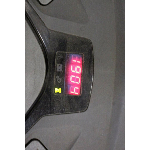 2016 BT LPE220-40660238