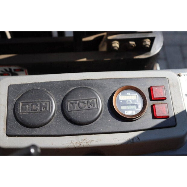 2003 TCM D-FTB18E3EXE-40661181