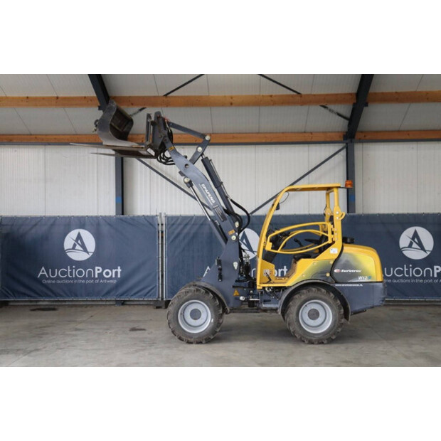 2020 Eurotrac 830/W12-F-40662173