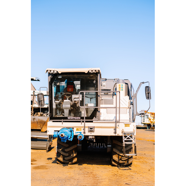 2016 Wirtgen WR240-40664231