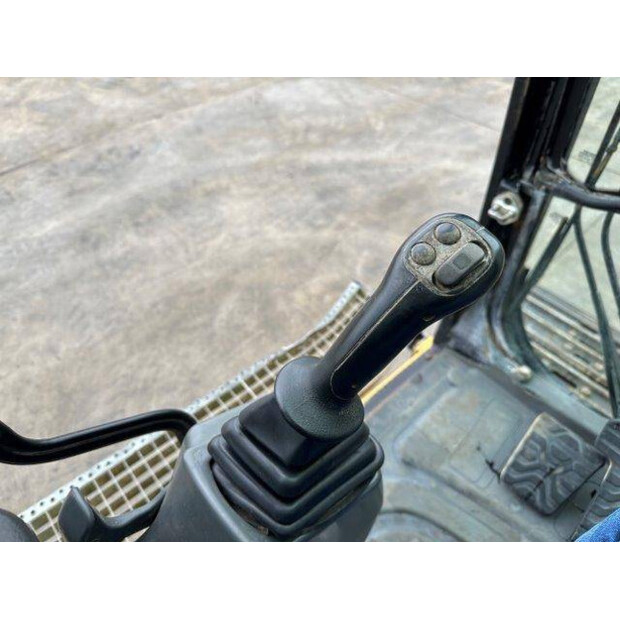 2008 Caterpillar 323DL-40668440