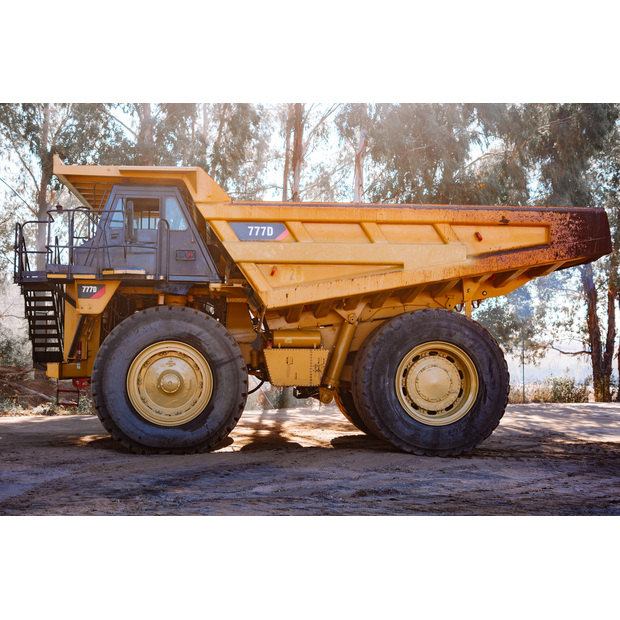 2010 Caterpillar 777D-40669238