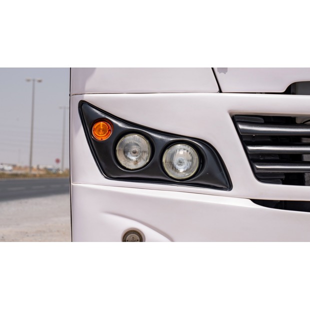 2025 Tata LPO 1618-40669284