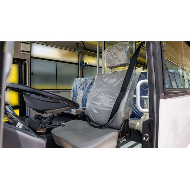 2025 Tata LPO 1618-40669300