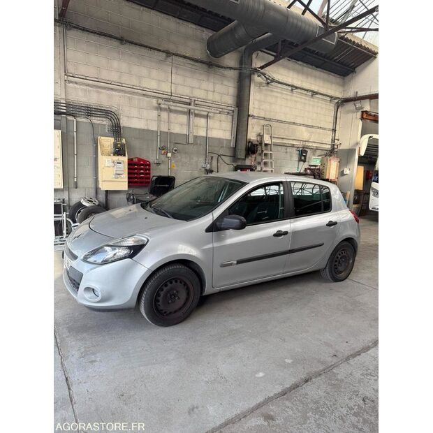 2012 Renault Clio-40673017