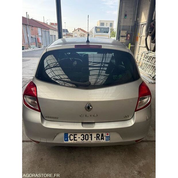 2012 Renault Clio-40673018
