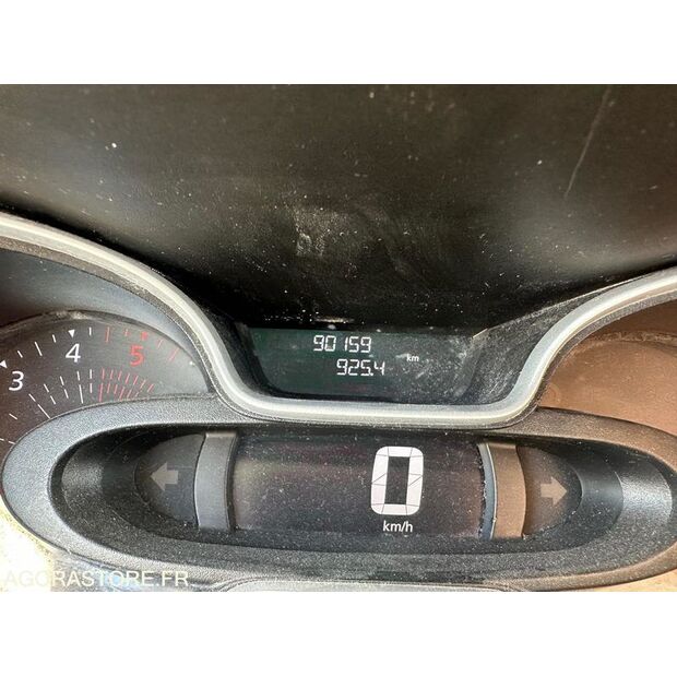 2021 Renault Trafic-40687243