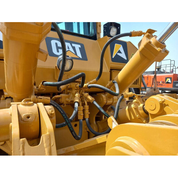 2014 Caterpillar D8R-40694983