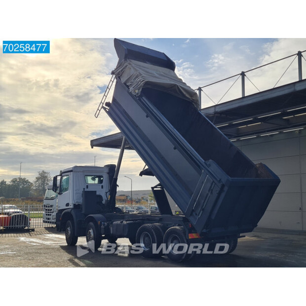 2017 مرسيدس بنز Arocs 4142-40696926