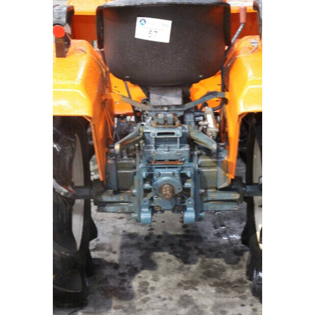 KUBOTA B1400-40700257