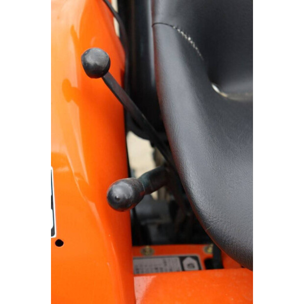 KUBOTA B1702DT-40701729