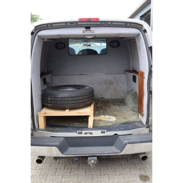 2008 Chevrolet Express-40703079