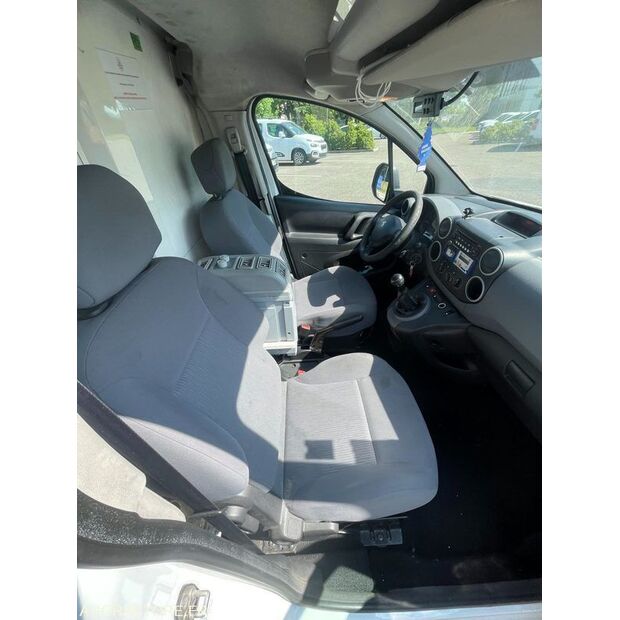 2013 Peugeot PARTNER-40761425