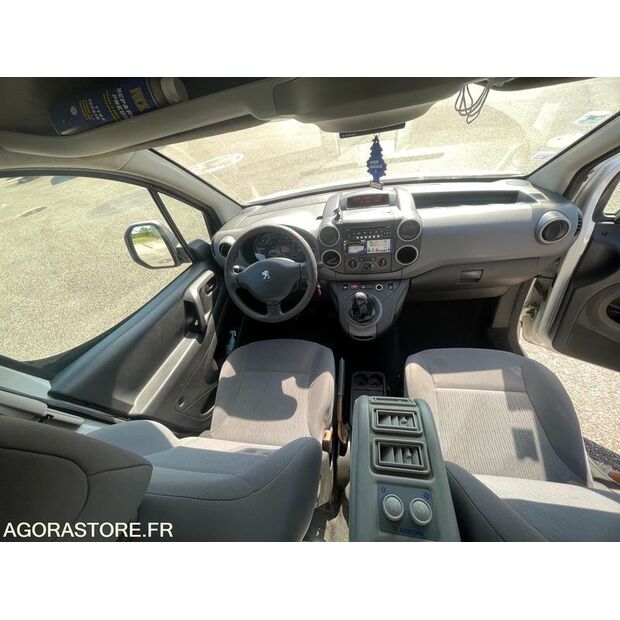 2013 Peugeot PARTNER-40761426