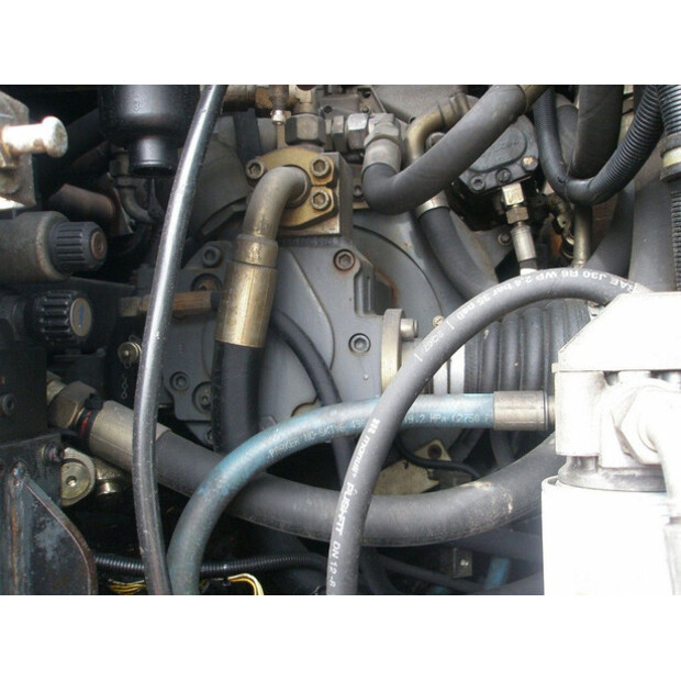 2002 Atlas 1404-40762104