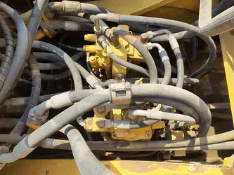2017-caterpillar-349d2-1290757-40782863