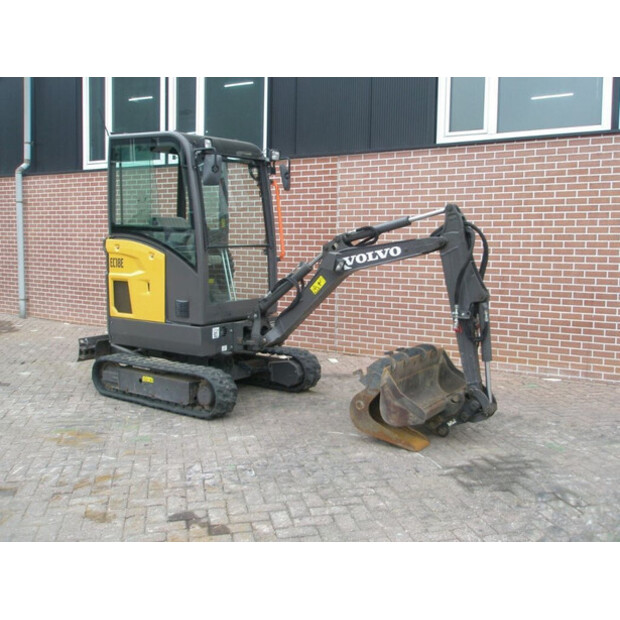 2019 Volvo ECR18E-40783296