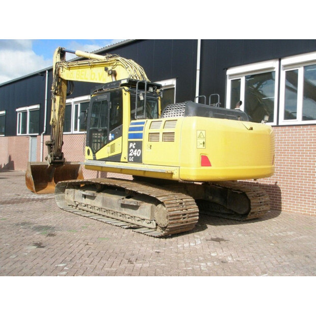 2014 كوماتسو PC240LC-10-40783348