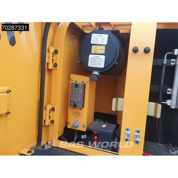 2025 Hyundai R245LR-40784812
