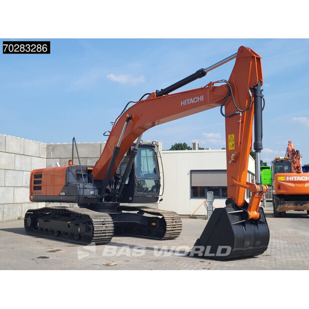2025 Hitachi ZX220LC-5G-40784832