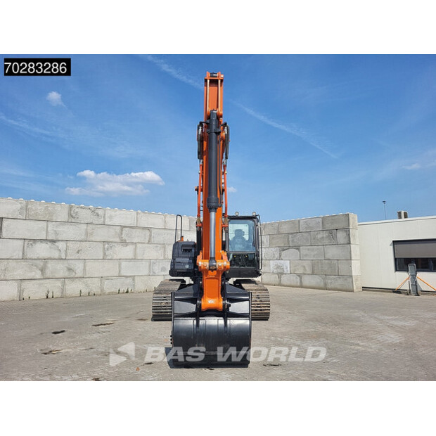 2025 Hitachi ZX220LC-5G-40784833