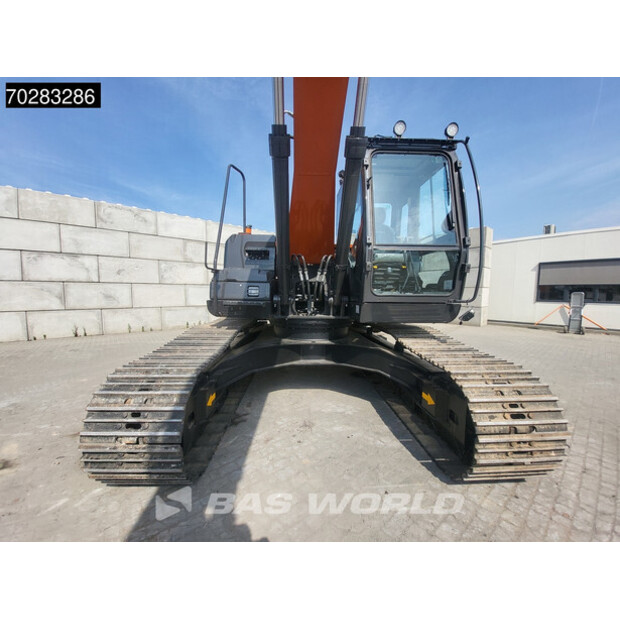 2025 Hitachi ZX220LC-5G-40784847