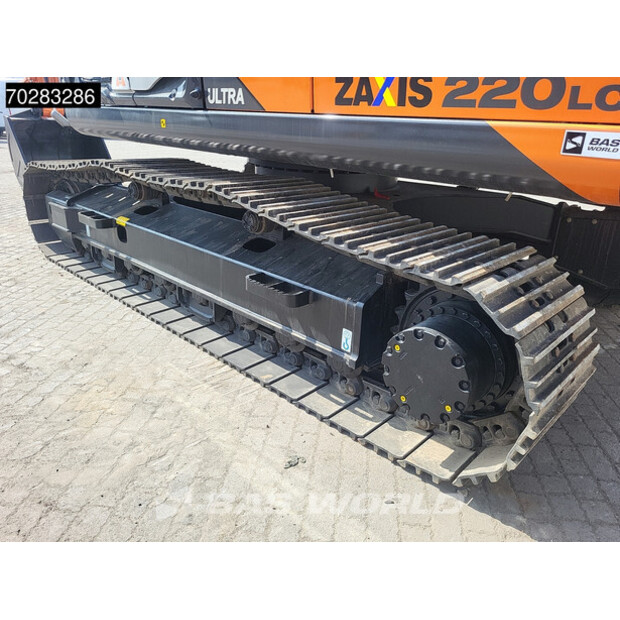 2025 Hitachi ZX220LC-5G-40784852