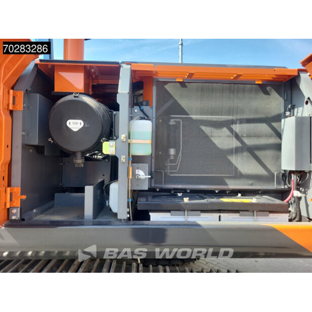 2025 Hitachi ZX220LC-5G-40784858